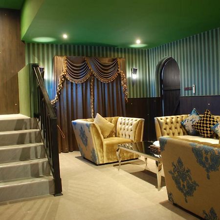 Castle Suites Pattaya Exterior photo