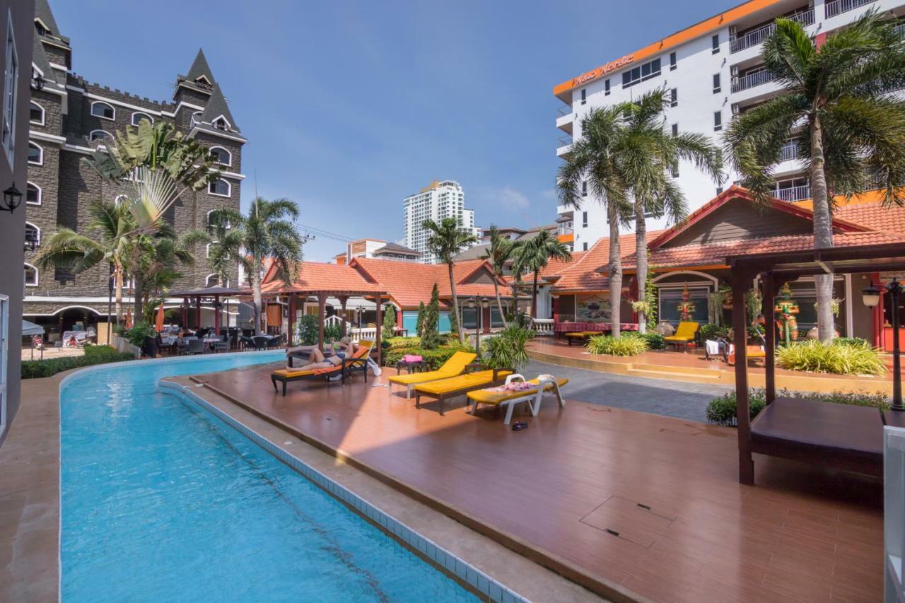 Castle Suites Pattaya Exterior photo